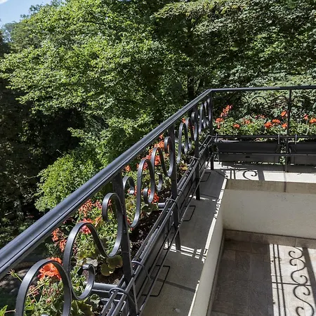 The Queen Luxury - Vinicia Appartement