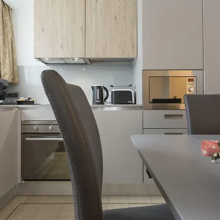 Apartamento The Queen Luxury - Vinicia Luxemburgo