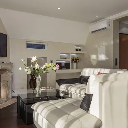 The Queen Luxury - Vinicia Appartamento *