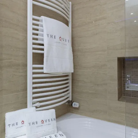 The Queen Luxury - Vinicia Appartamento *