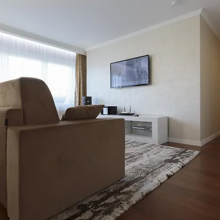 The Queen Luxury - Vinicia Apartment Luxembourg