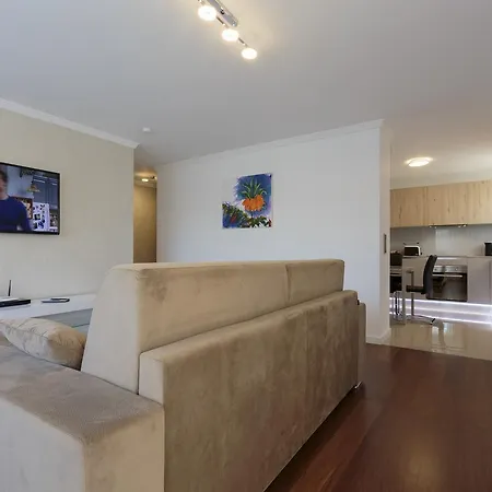 The Queen Luxury - Vinicia Apartment *