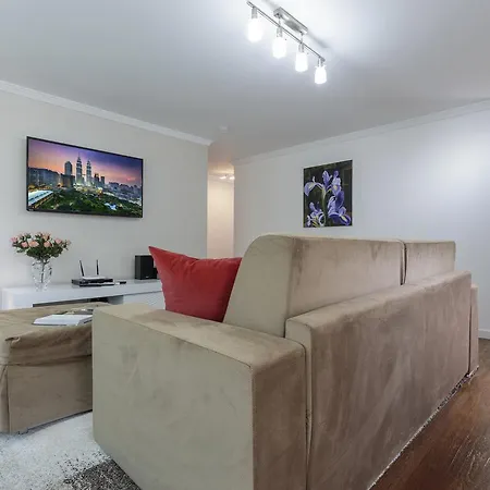 The Queen Luxury - Vinicia Apartment