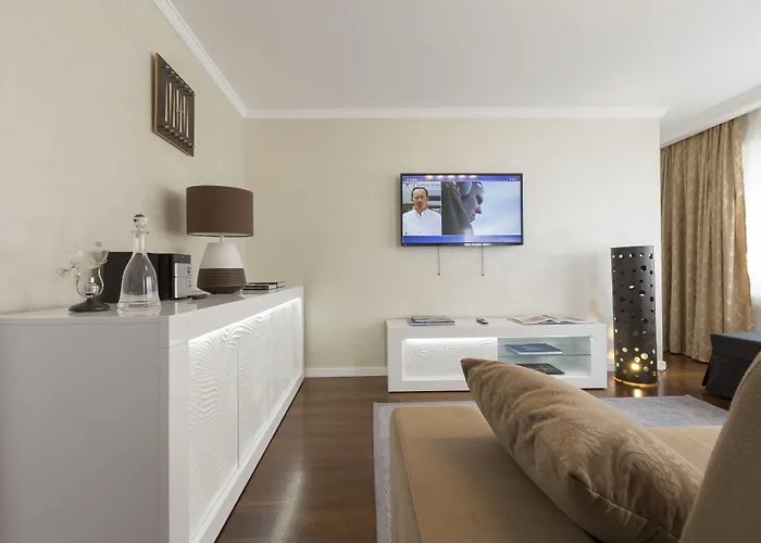 Apartamento The Queen Luxury - Vinicia Luxemburgo