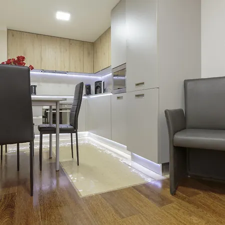 Apartment The Queen Luxury - Vinicia